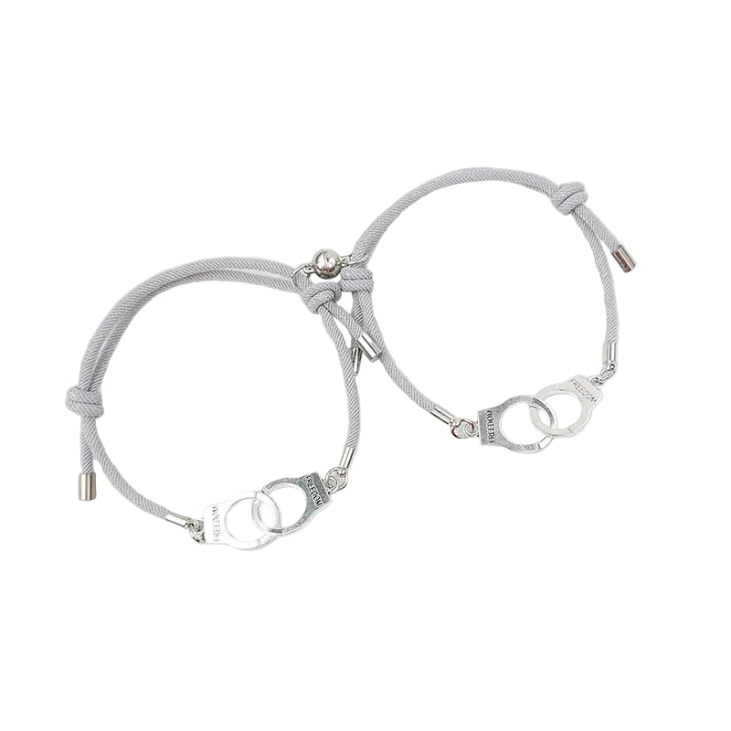 Bracelet Couple Discret Lien Anneaux Aimant Gris | Géraldine & Ibrahim