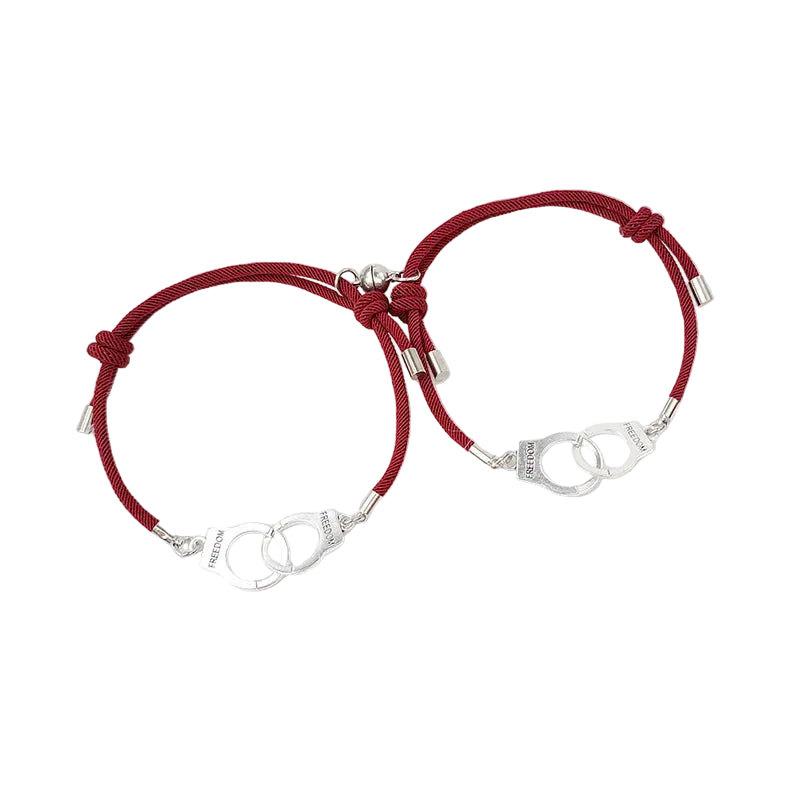 Bracelet Couple Discret Lien Anneaux Aimant Rouges | Brenda & Samuel
